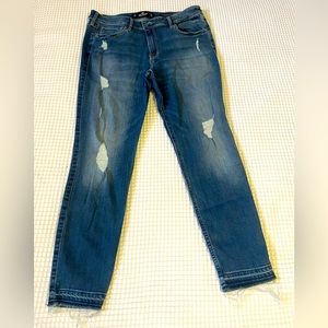 Like New Hollister High Rise Crop, Stretch Skinny Jeans - 13R